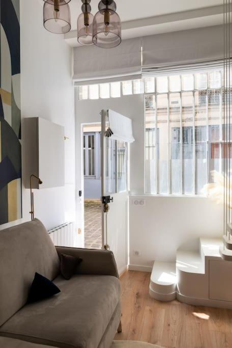 Bel Appartement D'Architecte Au Coeur De Paris Luaran gambar